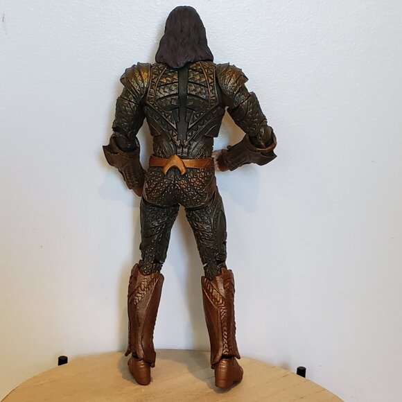 McFarlane Toys DC Justice League Movie Aquaman 7" Action Figure - Picture 2 of 6